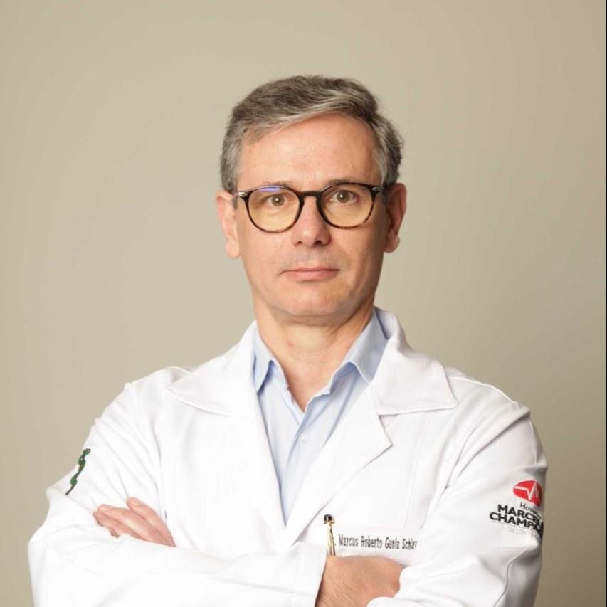 Retrato de Dr. Marcus R. G. Schiavon